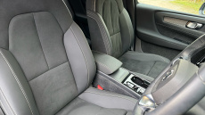 Volvo Xc40 2.0 B4P Plus Dark 5dr AWD Auto Petrol Estate